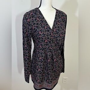Motherhood sz lg black background and a mini floral print Faux wrap front